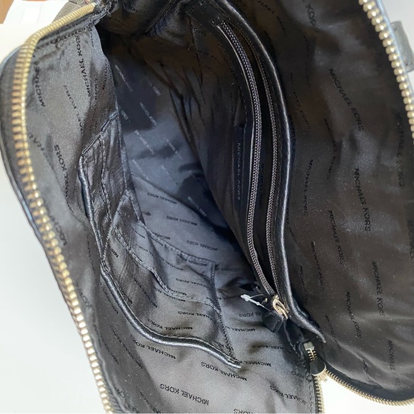 SILVER HARDWARE MICHAEL KORS BLACK RHEA SLIM PEBBLED LEATHER BACKPACK PURSE - Picture 8 of 9